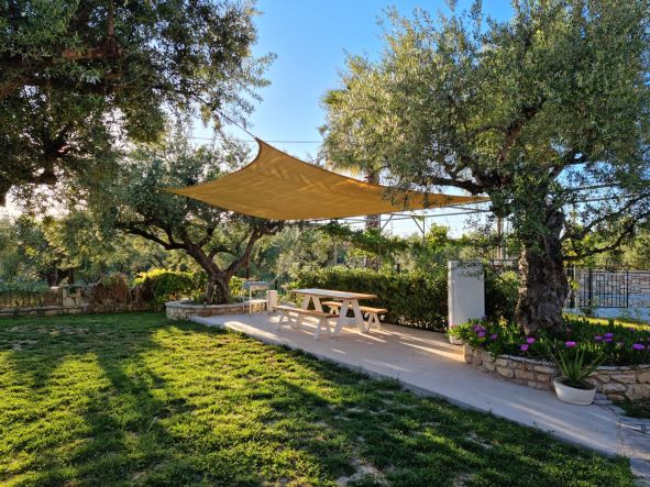 Terrasse couverte villa Leia